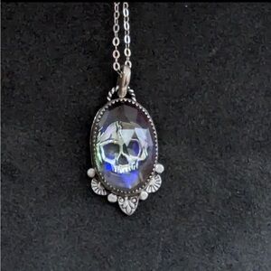 Silver Skull Pendant Necklace